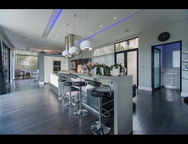 5 BEDROOM HOUSE FOR SALE IN COPPERLEAF ESTATE